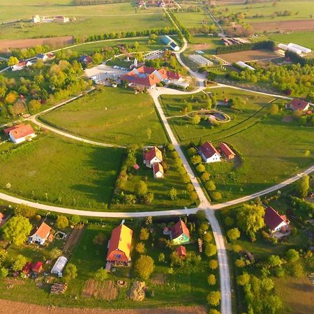 Gurudeva Bhavan Somogyvámos Kültér fotó